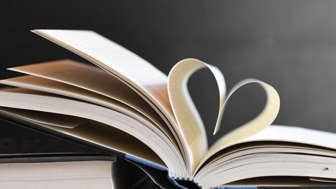 books-5615562_1280